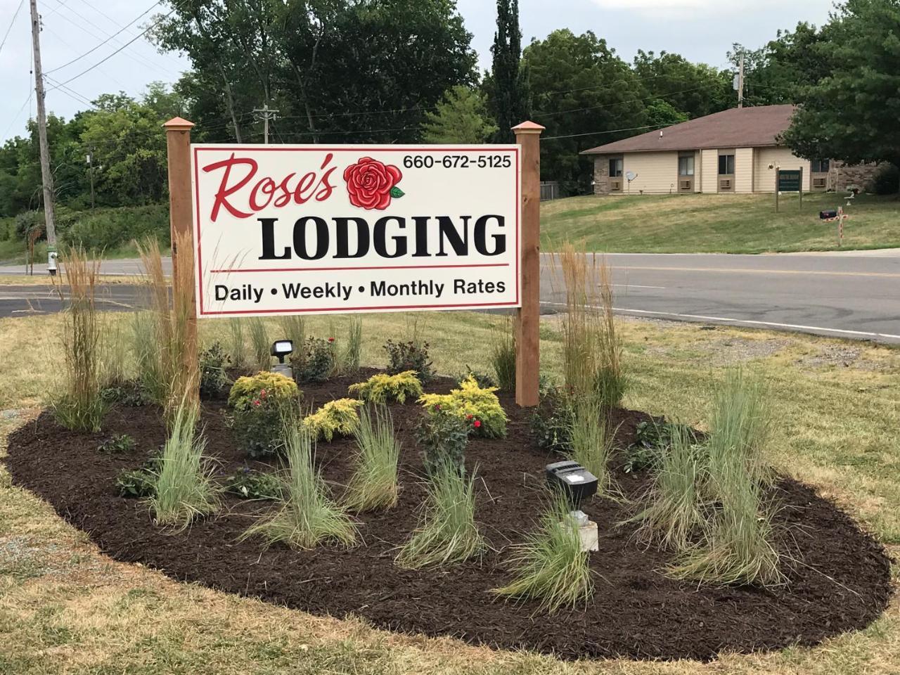 Rose'S Lodging Hotel Boonville Exterior photo